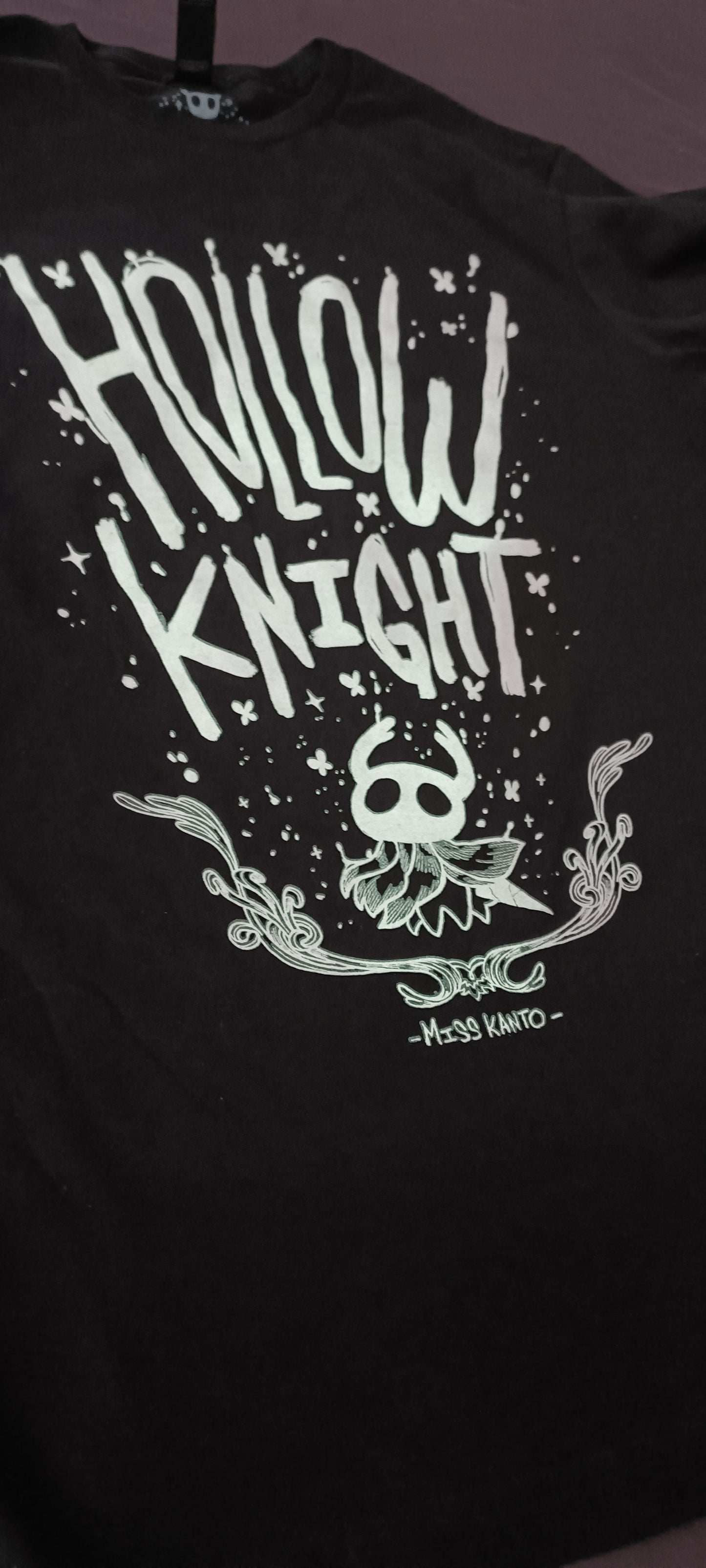 Hollow knight- Camisa