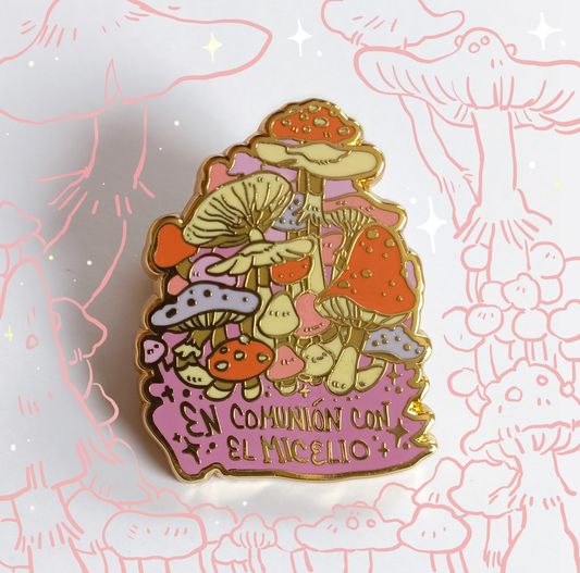 En comunión con el micelio- Pin Enamel